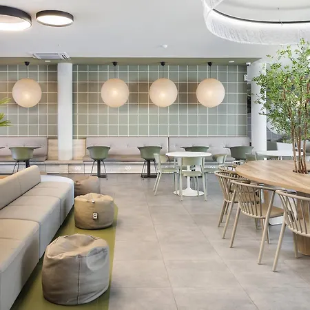 Hotel Lisboa Aeroporto 3*