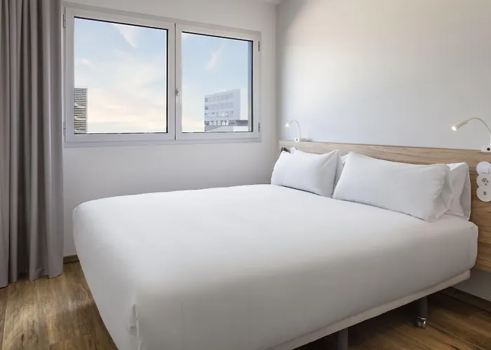 Hotell Lisboa Aeroporto Portela (Loures)